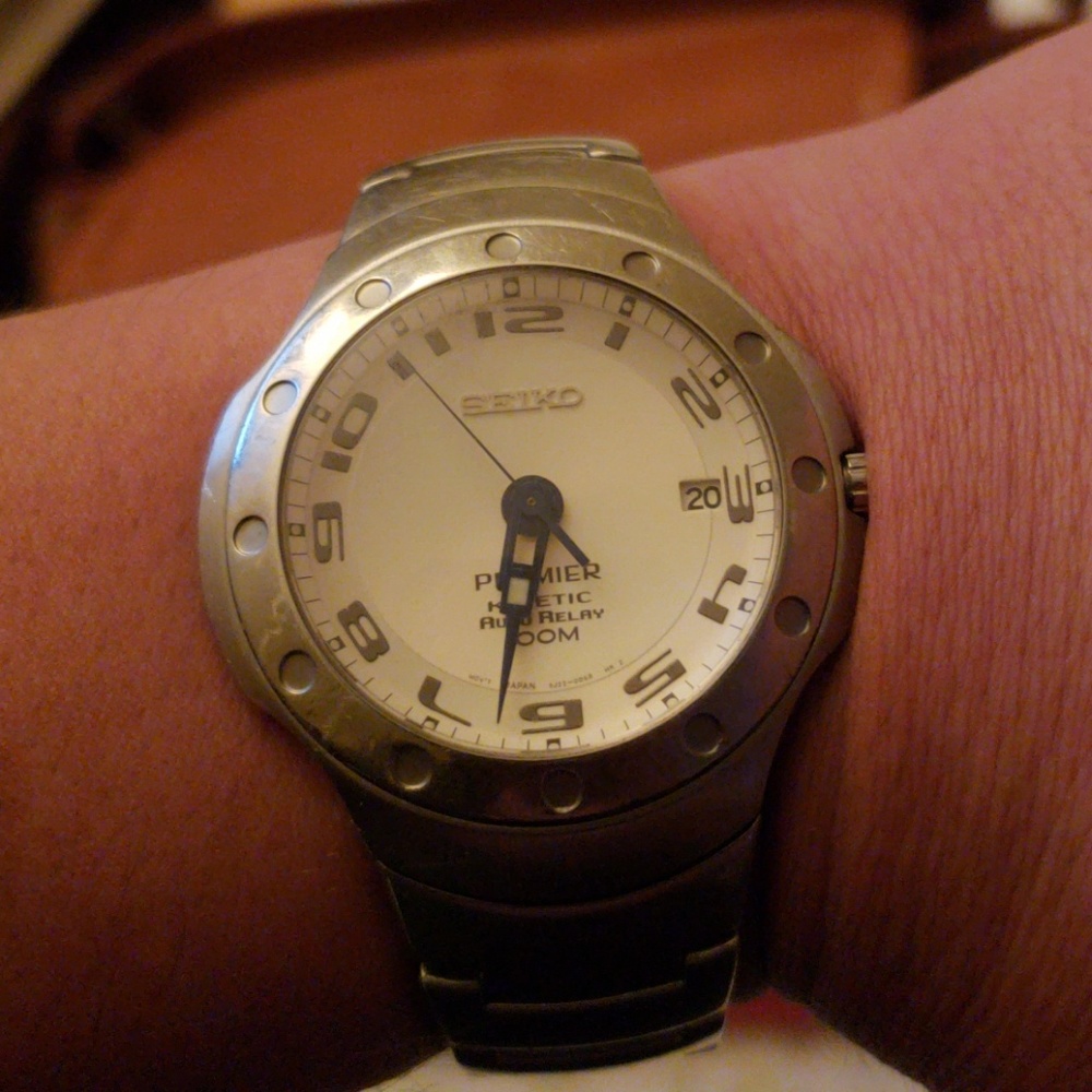 Seiko kinetic power watch